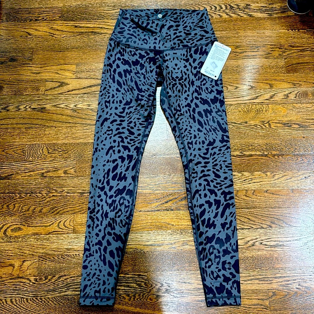 Lululemon Wunder Under Sz8